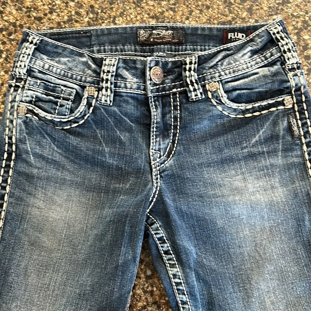 Silver Suki Mid Capris - Picture 5 of 10